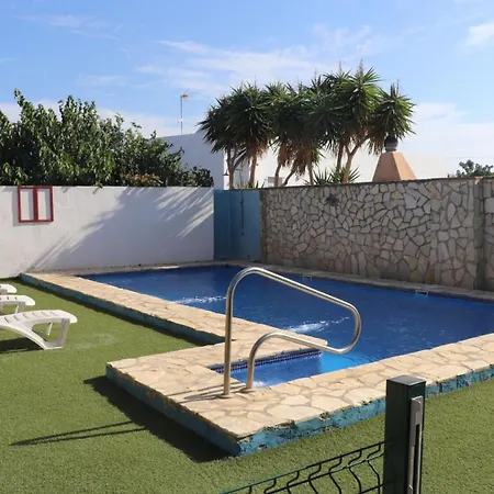 En Conil Con Piscina Apartamento